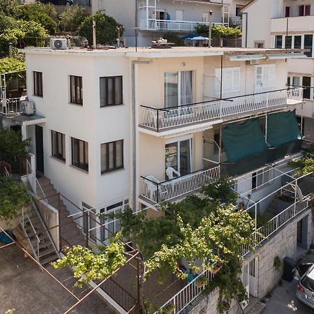 Apartments Antonija Omiš Eksteriør billede