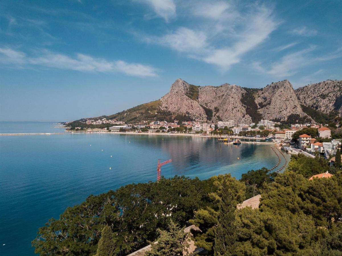 Apartments Antonija Omiš Eksteriør billede