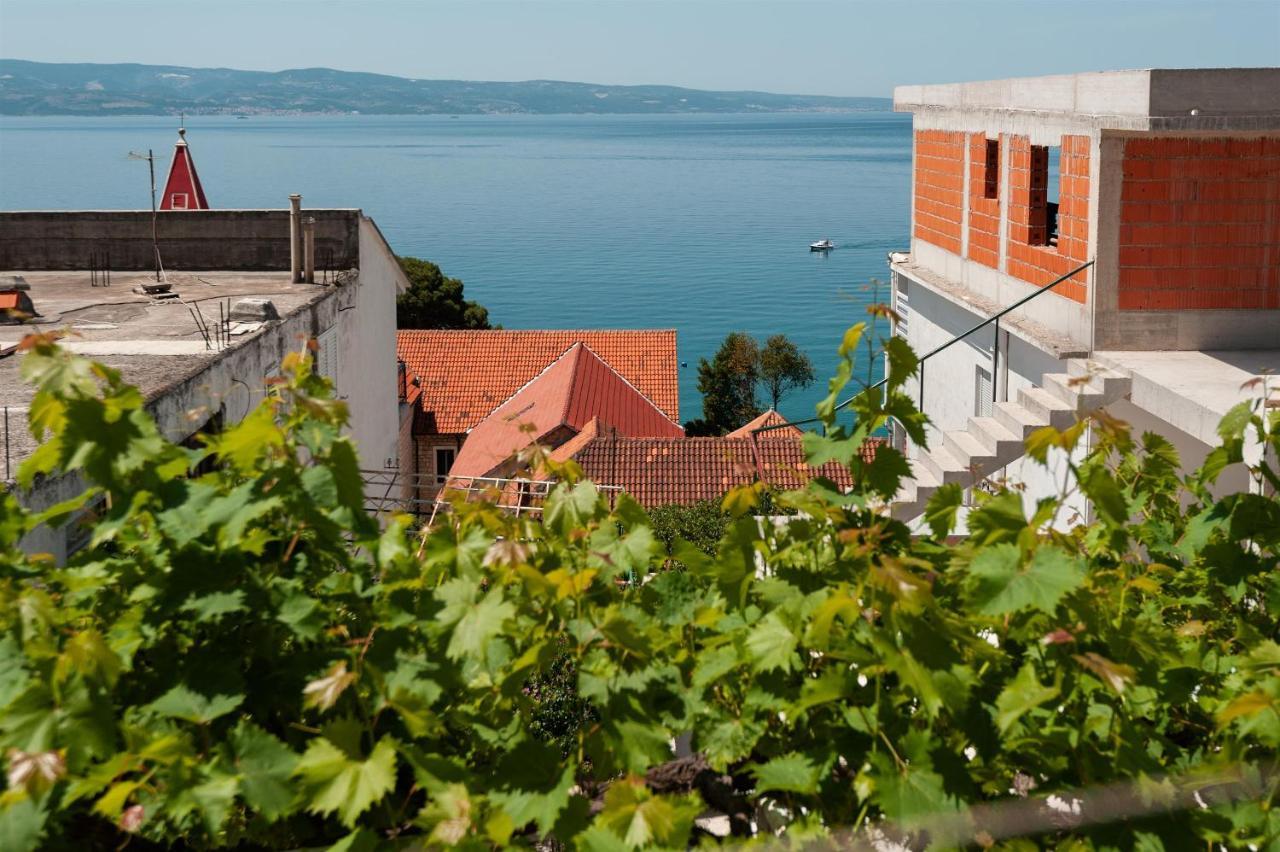Apartments Antonija Omiš Eksteriør billede
